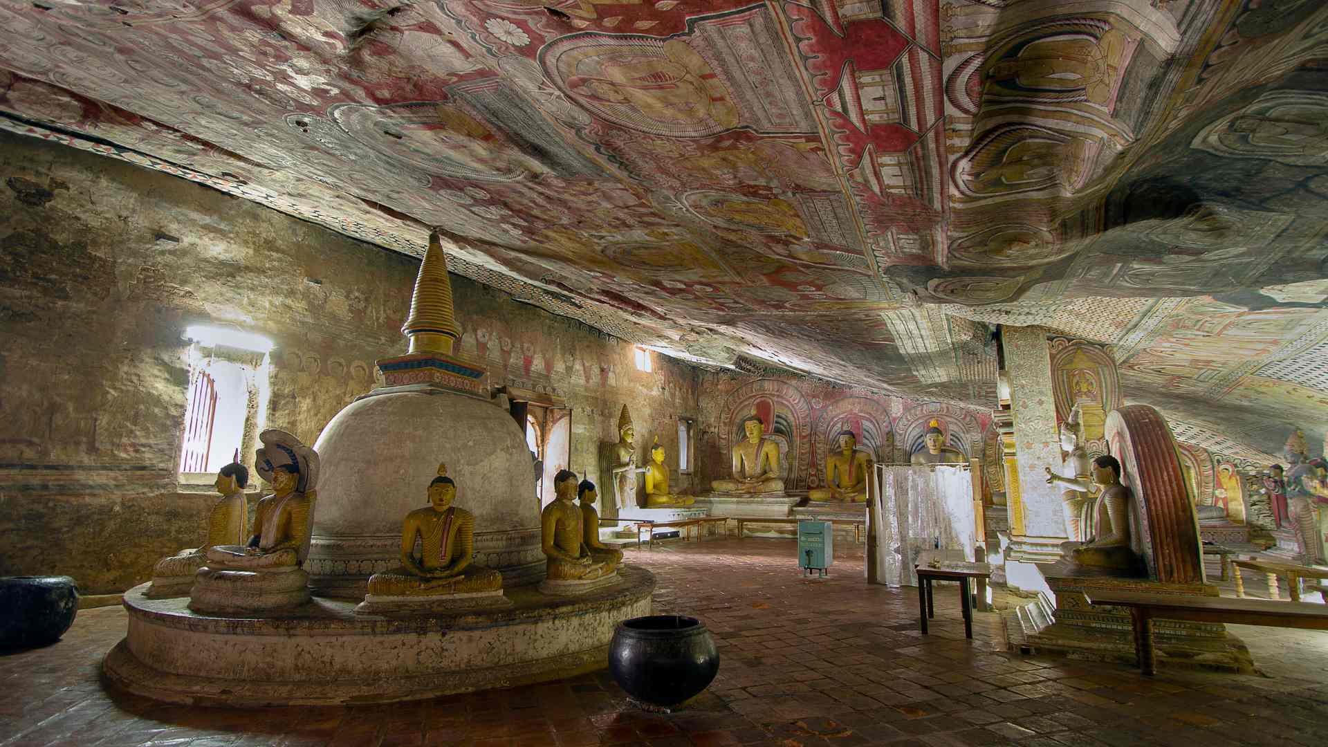 Dambulla cave temple Hotel Eden Grand